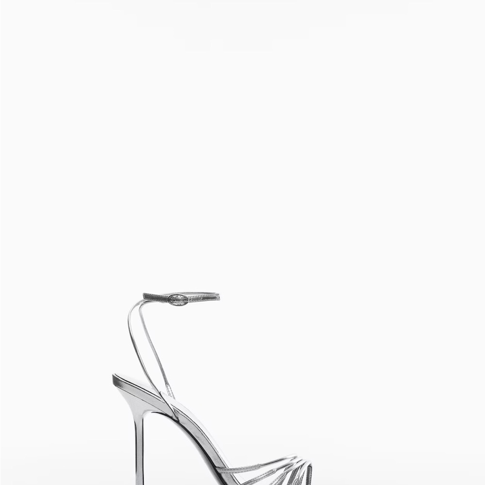 Shoes - Picture 3 of 3